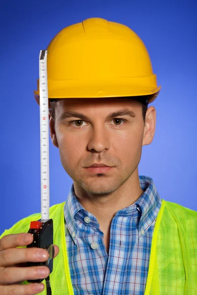 Arquitecto en cinta de sujeción hardhat — Foto de Stock