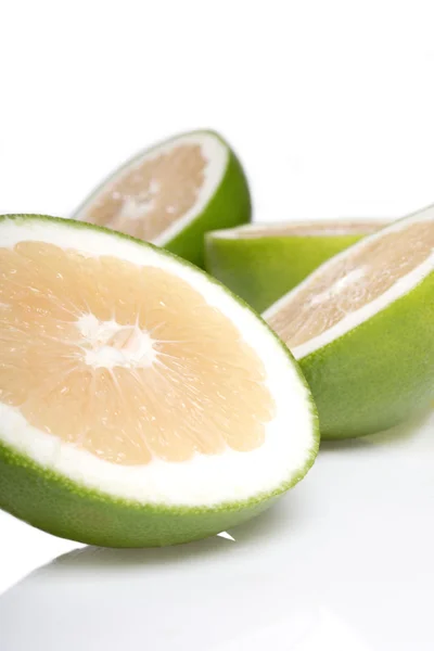 Verse rijpe grapefruits — Stockfoto