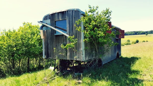 Une vieille caravane — Photo
