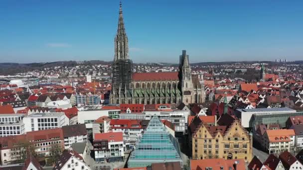 Drone Video Ulm Minster Gdy Pogoda Jest Ładna — Wideo stockowe