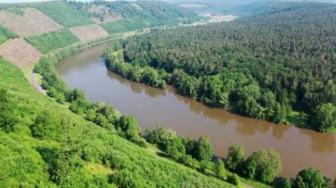 Wertheim yakınlarındaki ana döngünün insansız hava aracı videosu