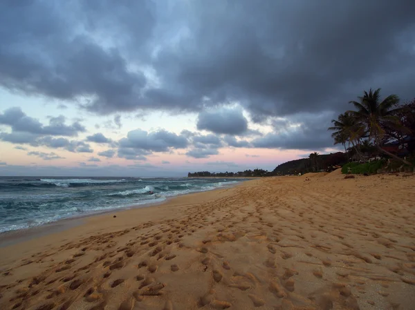 Atardecer en Sunset Beach en la costa norte — Foto de Stock