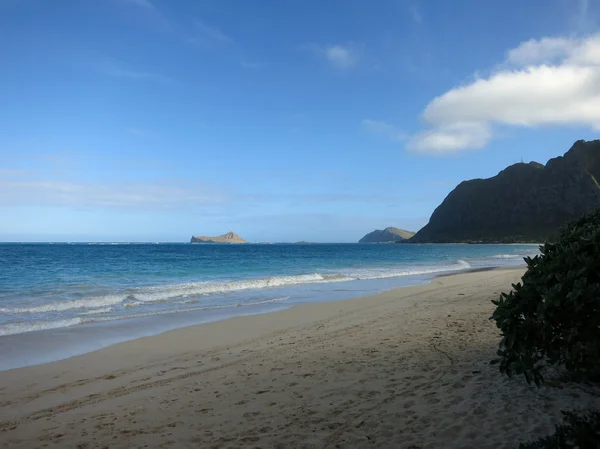 Waimanalo Beach в течение дня — стоковое фото