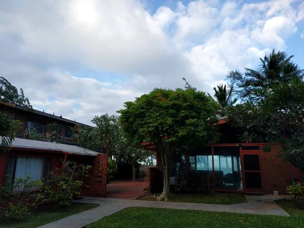 Walkway Red Beach House Waimanalo Beautiful Day Oahu Hawaii — Stock Photo, Image