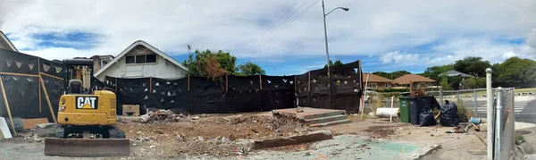 Honolulu Abril 2017 Máquina Excavadora Cat Sitio Casa Derribada Kapahulu — Foto de Stock