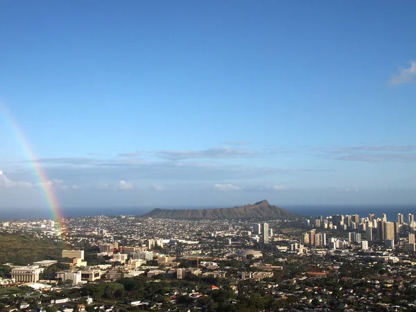 Rainbow Över Manoa Staden Honolulu Och Diamond Head Oahu Delstaten — Stockfoto