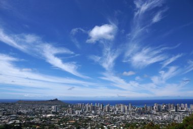 DiamondHead ve şehir, honolulu oahu üzerinde güzel bir gün