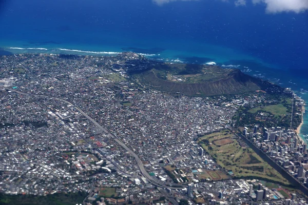 วิวทางอากาศของ Diamondhead, Kapiolani Park, Waikiki, Ala Wai Can — ภาพถ่ายสต็อก