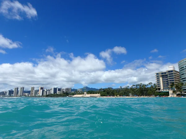 Storico Natatorio, Waikiki, Condomini, Honolulu paesaggio urbano e — Foto Stock