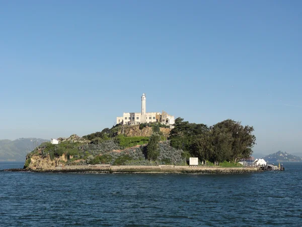 Isla de Alcatraz en un bonito día — Foto de Stock