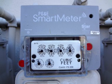 Konut buildin üzerinde Pg ve E (yardımcı programı co) elektrik Smartmeters