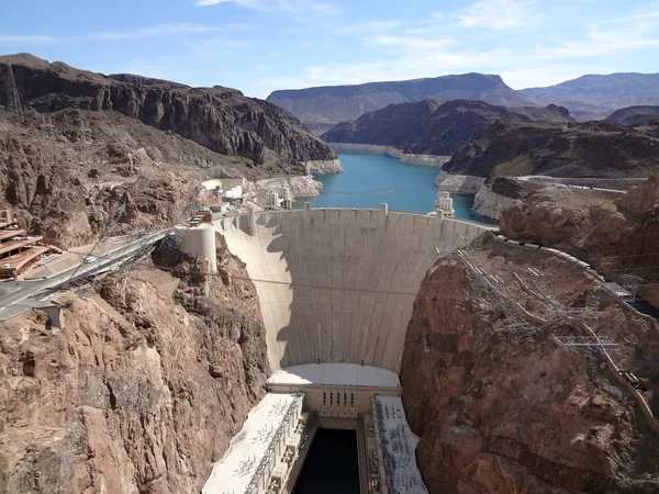 Staudamm und Colorado River — Stockfoto