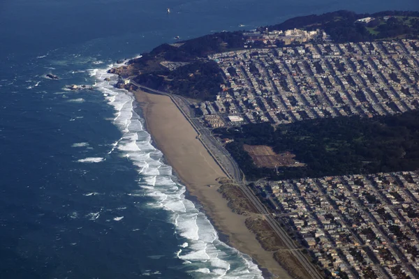 Ocean Beach, Seal Rock y el distrito Sunset de San Francisco — Foto de Stock