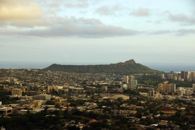 DiamondHead ve şehir, honolulu oahu üzerinde güzel bir gün