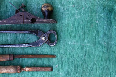 Evler ve Binalar tamir için eski vintage araçları