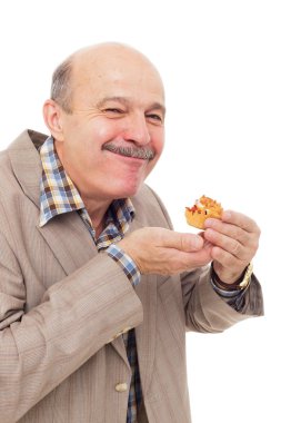 İş yerinde lezzetli börek paylaşmak. Tatlı bonus iş molası sırasında