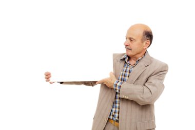  Reklam ve iş için duyurular için alan