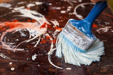 Boya yüzeyi onarım çalışmaları daha önce test.