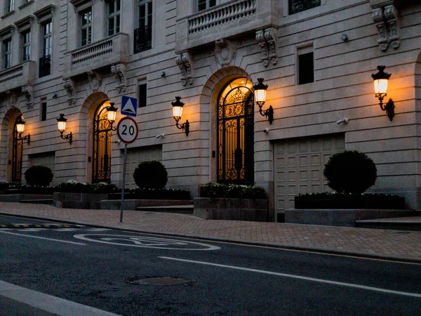 Le strade di Mosca di notte in estate — Foto Stock