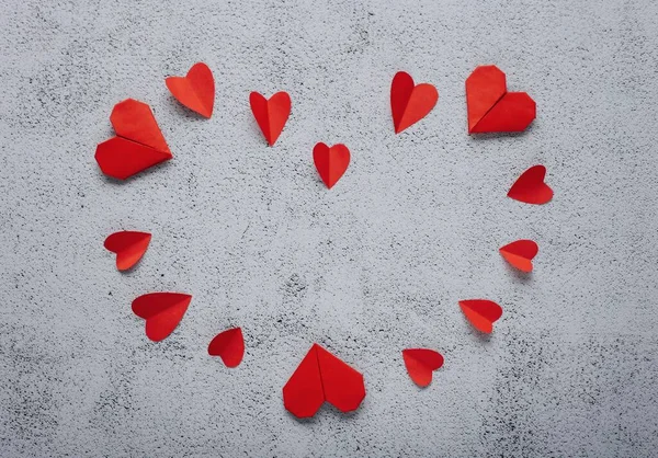 Papel Origami Cortado Forma Corazón Sobre Fondo Natural Tarjeta Felicitación — Foto de Stock