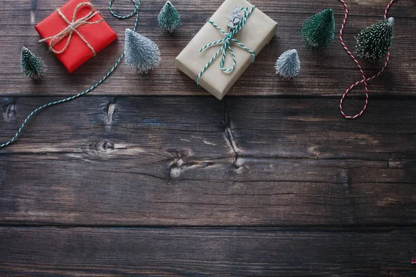 Ahşap Arka Planda Güzel Bir Noel Tebrik Kartı Şablonu Düz — Stok fotoğraf