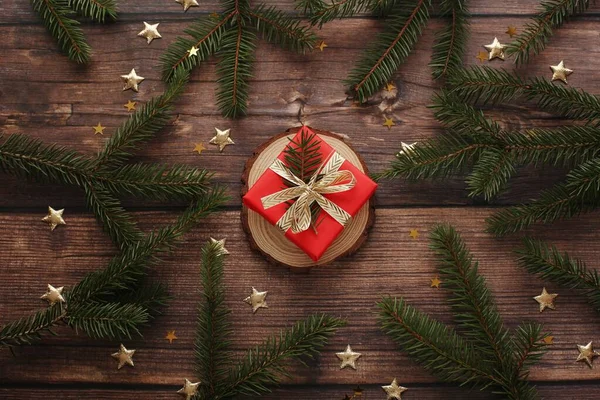 Weihnachten Hölzernen Hintergrund Mit Schönen Handgefertigten Geschenk Box Draufsicht Fotografie Stockbild