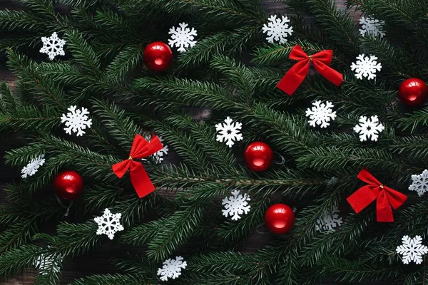 有圣诞树分枝背景的假日背景 图库图片