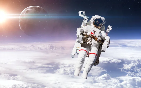 Astronauta Espacio Exterior Caminata Espacial Elementos Esta Imagen Proporcionados Por —  Fotos de Stock