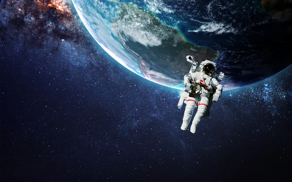 Astronaut v kosmickém prostoru. Spacewalk. Prvky tohoto obrazu, které Nasa — Stock fotografie
