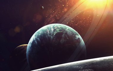 Kozmik sanat, bilim kurgu duvar kağıdı. Derin uzayın güzelliği. Evrende milyarlarca galaksi var. Bu görüntünün elementleri NASA tarafından desteklenmektedir