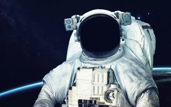 Een astronautenmodel. Elementen verstrekt door NASA — Stockfoto
