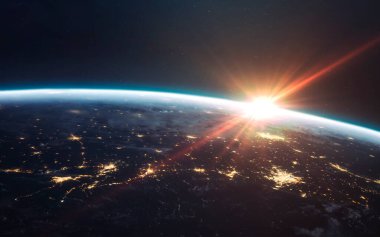 Dünya geceleri, şehrin ışıkları yörüngeden geliyor. Bu görüntünün elementleri NASA tarafından desteklenmektedir