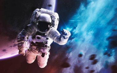 Astronot. Derin uzay görüntüsü, yüksek çözünürlüklü bilim kurgu fantezisi duvar kağıdı ve baskı için idealdir. Bu görüntünün elementleri NASA tarafından desteklenmektedir