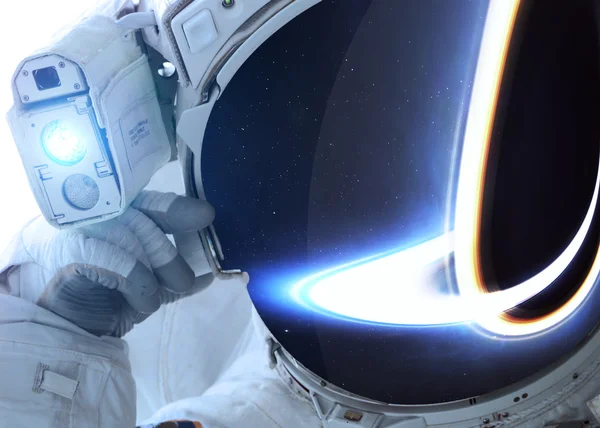 Űrhajós az űrben. A kép elemeit a NASA bocsátotta rendelkezésre. — Stock Fotó