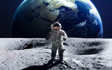 Cesur astronot, Ay'da uzay yürüyüşü. NASA tarafından döşenmiş bu görüntü öğelerini.