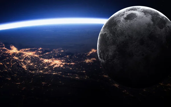 地球和月亮从空间。这幅图像由美国国家航空航天局提供的元素 — 图库照片