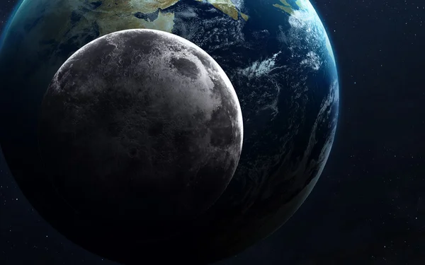 지구와 우주에서 달입니다. Nasa에서 제공 하는이 이미지의 요소 — 스톡 사진