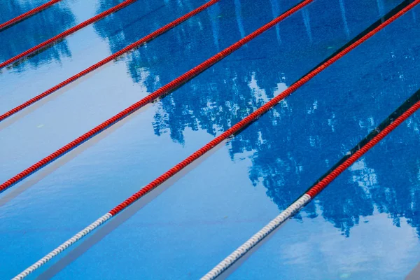 奥林匹克游泳池 — 图库照片