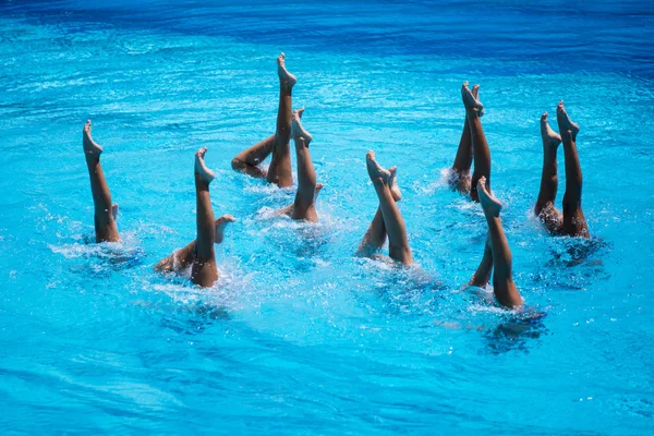 Equipo de natación sincronizada —  Fotos de Stock