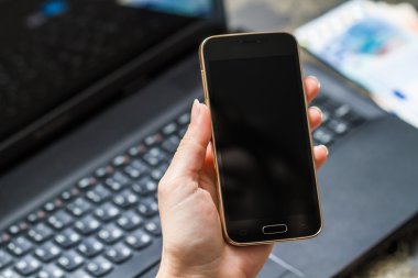 Akıllı telefon ve bilgisayar için satır ödeme