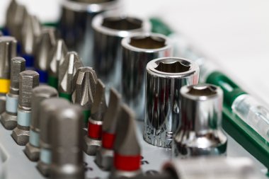 Metal işleme aletleri, metal işi