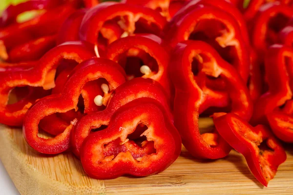 Röd paprika grönsaker isolerade — Stockfoto