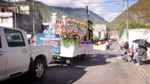100-jähriges jubiläum der sagrado corazon schule in banos de agua santa — Stockvideo