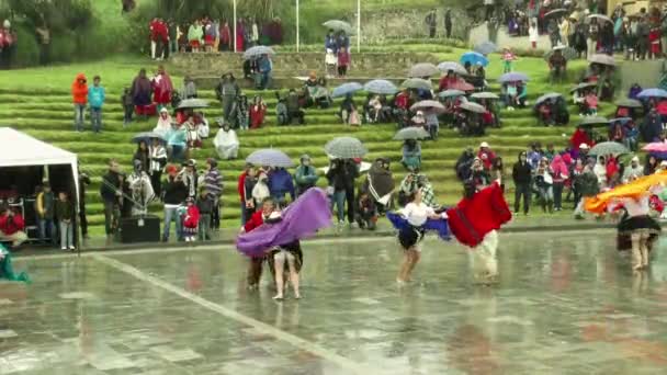 Quechua bönder firar Inti Raymi eller Festival av solen — Stockvideo