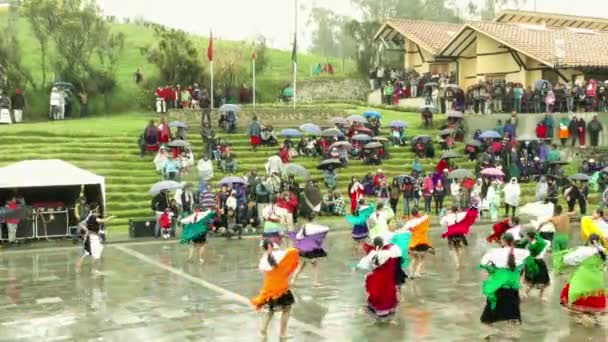 Sedláci z Quechua oslavující Inti Raymi nebo festival slunce — Stock video