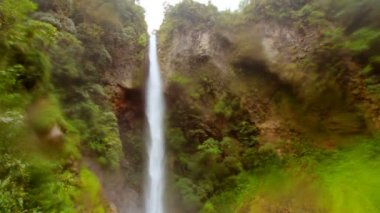Machay şelale Banos De Agua Santa