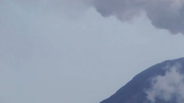 Tungurahua volkan Pan çekim