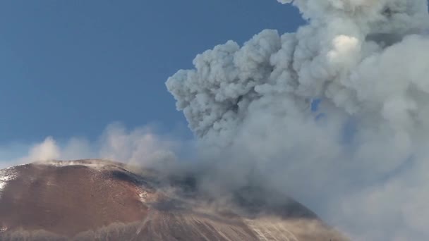 Éruption du volcan Tungurahua 