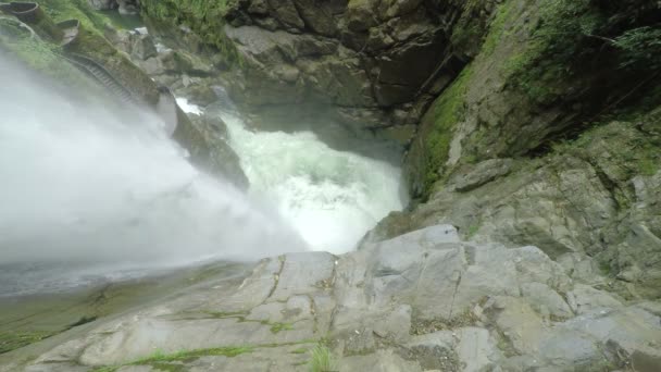 Pailon Del Diablo wodospad szeroki kąt — Wideo stockowe