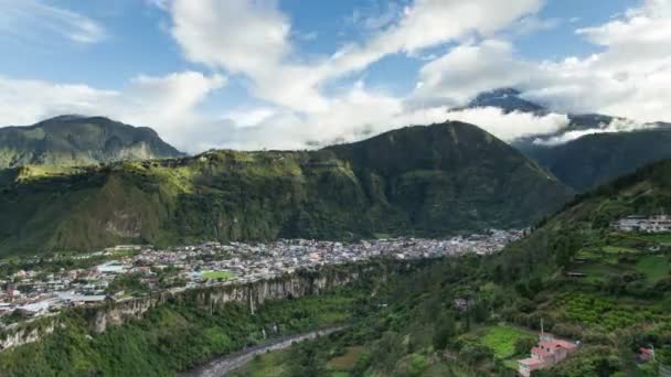 Баньос-де-Агуа-Санта Эквадор — стоковое видео